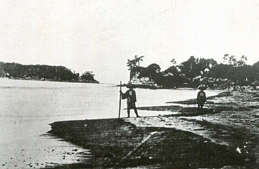 七里ヶ浜小動岬1870年代.jpg