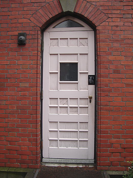明治学院記念館ドア.JPG