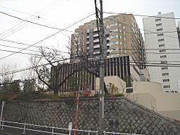 東京第一衛戍病院築垣.JPG