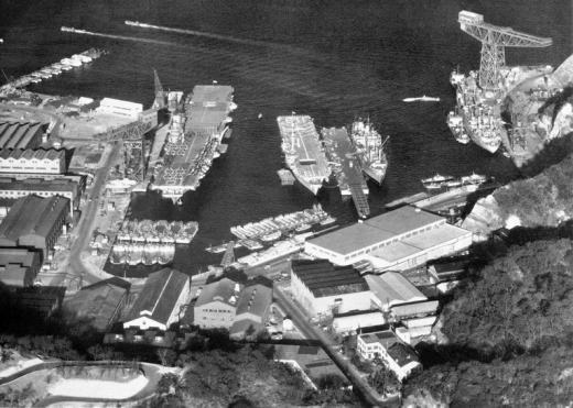 横須賀米海軍基地1955.jpg